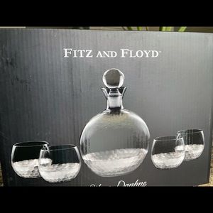 Fits and Floyd wine decanter set